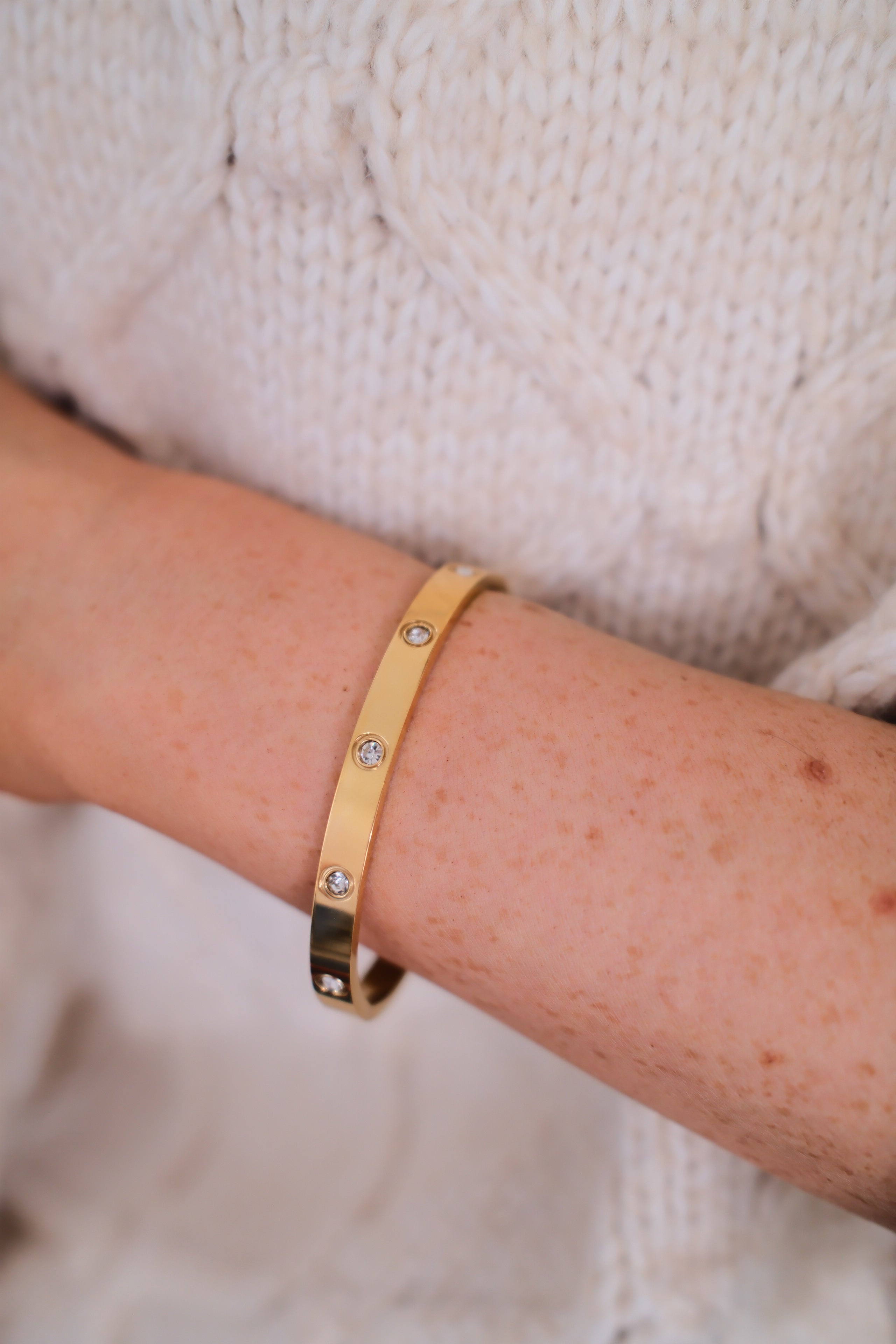 The eternity bracelet