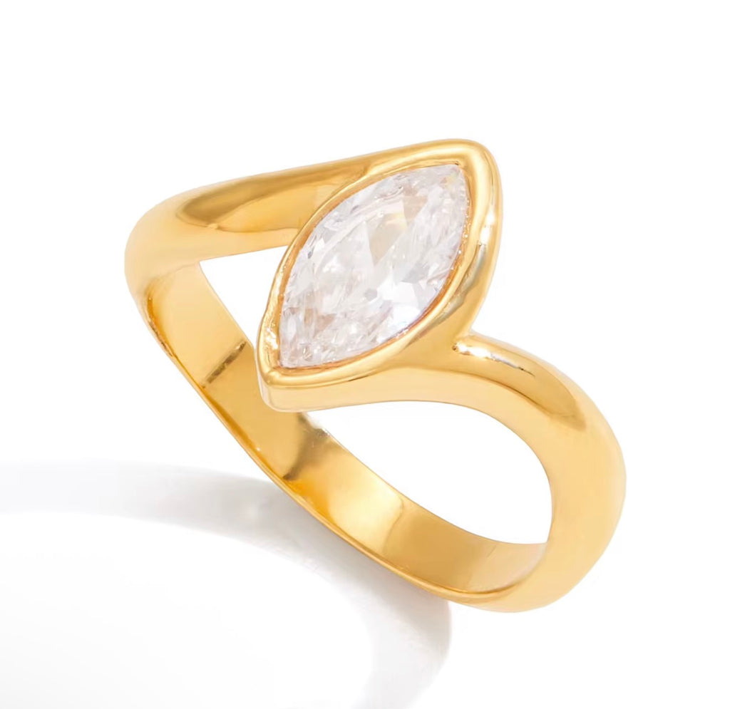Mila Ring